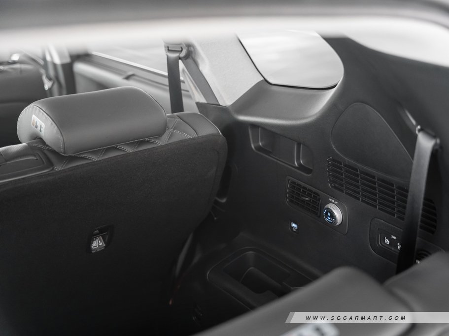 https://i.i-sgcm.com/new_cars/cars/12955/12955_g85