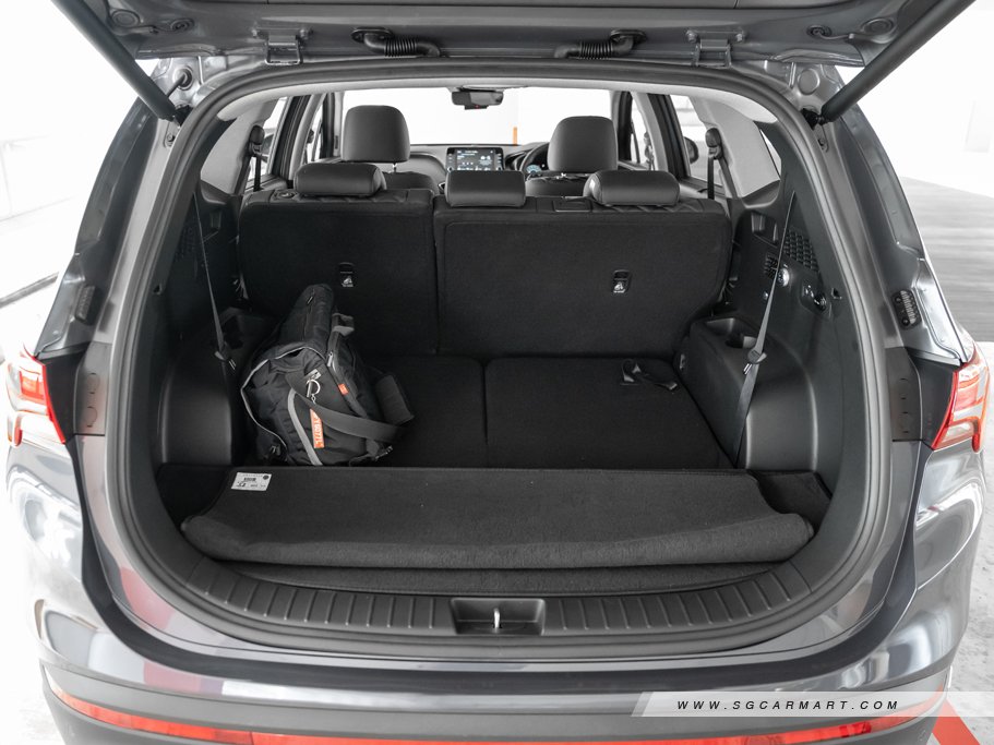 https://i.i-sgcm.com/new_cars/cars/12955/12955_g88
