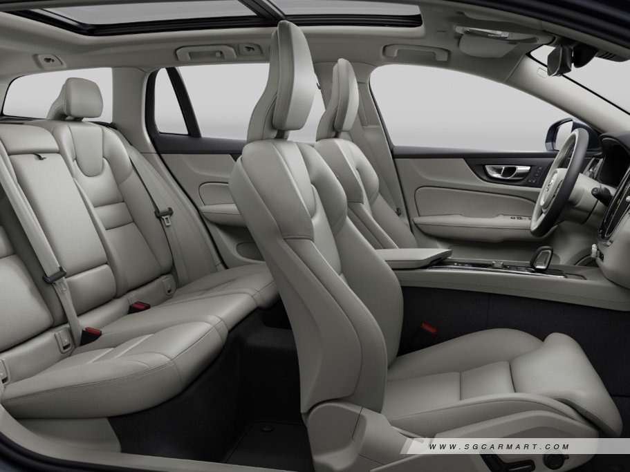 New Volvo V60 Cross Country Mild Hybrid Photos, Photo Gallery - sgCarMart