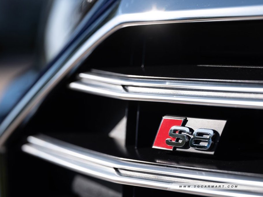 https://i.i-sgcm.com/new_cars/cars/12960/12960_g13