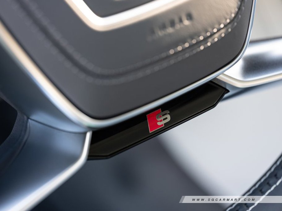 https://i.i-sgcm.com/new_cars/cars/12960/12960_g22