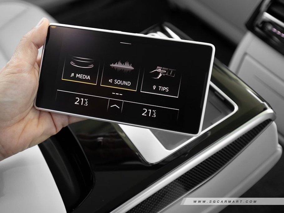https://i.i-sgcm.com/new_cars/cars/12960/12960_g25