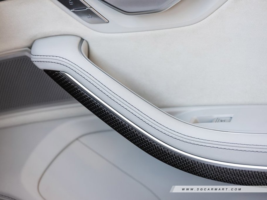 https://i.i-sgcm.com/new_cars/cars/12960/12960_g27