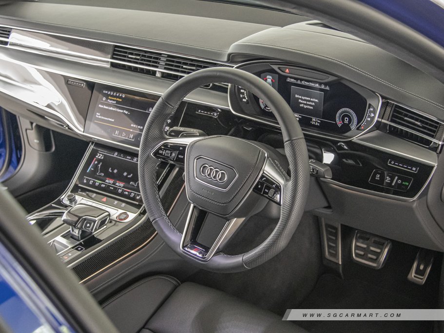 https://i.i-sgcm.com/new_cars/cars/12960/12960_g39