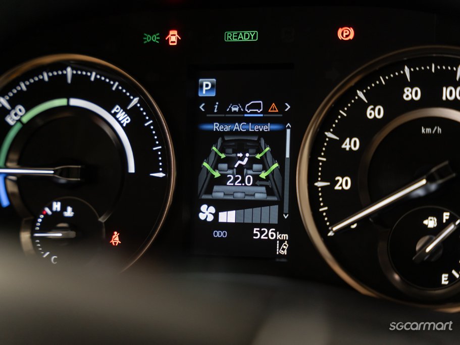 https://i.i-sgcm.com/new_cars/cars/12961/12961_g18