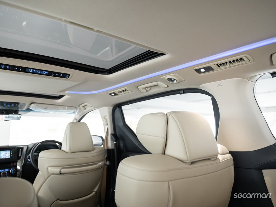 https://i.i-sgcm.com/new_cars/cars/12961/12961_g47