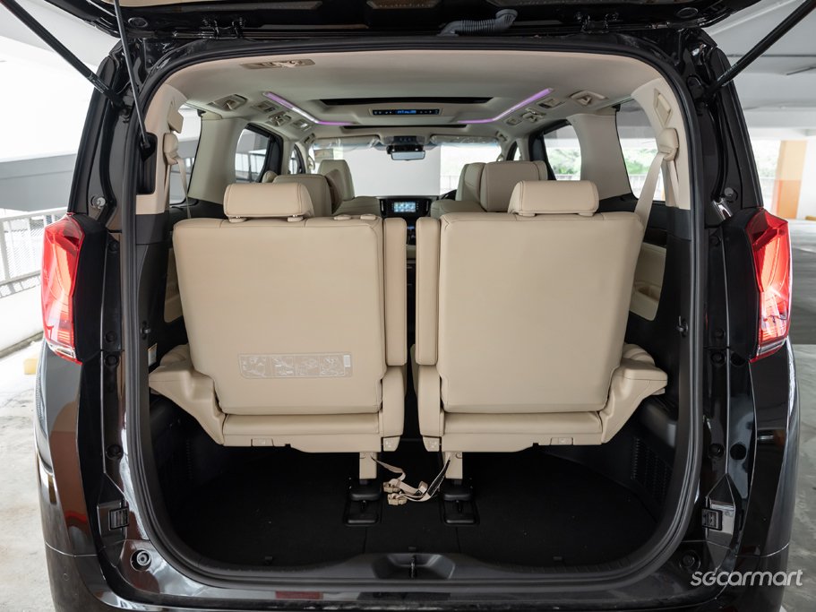 https://i.i-sgcm.com/new_cars/cars/12961/12961_g48
