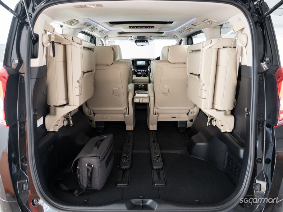 https://i.i-sgcm.com/new_cars/cars/12961/12961_g50