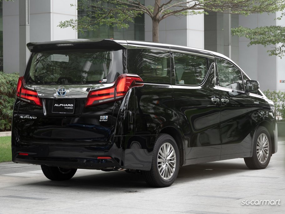 https://i.i-sgcm.com/new_cars/cars/12961/12961_g5