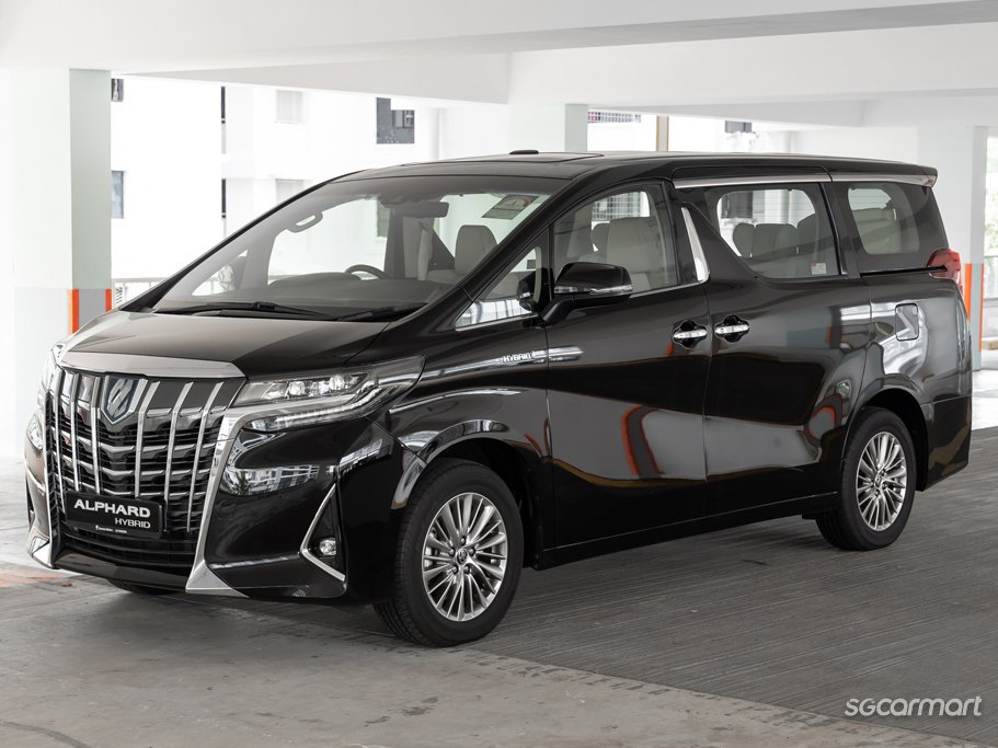 https://i.i-sgcm.com/new_cars/cars/12961/12961_g8