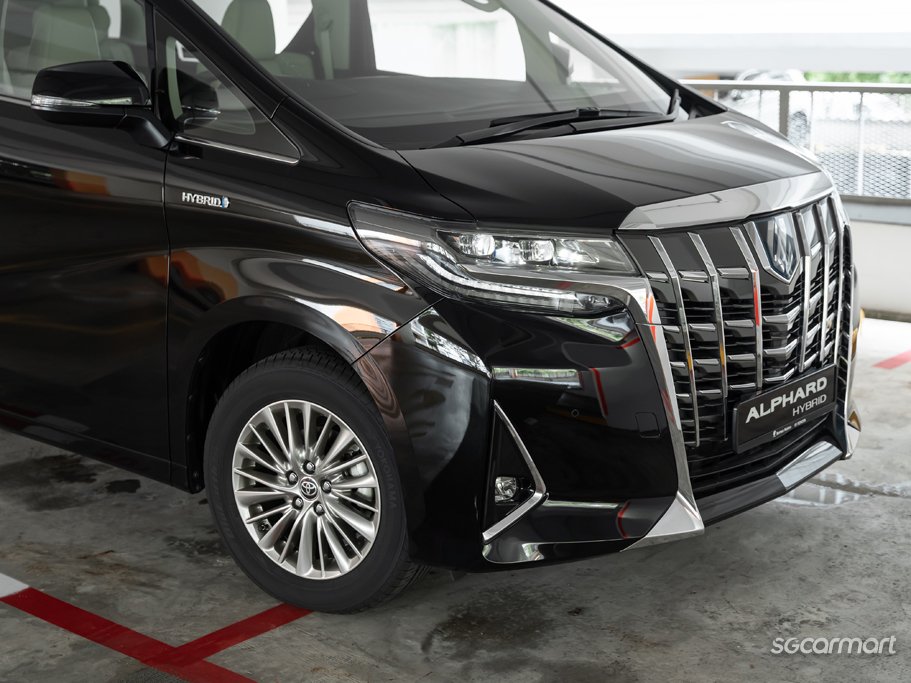 https://i.i-sgcm.com/new_cars/cars/12961/12961_g9