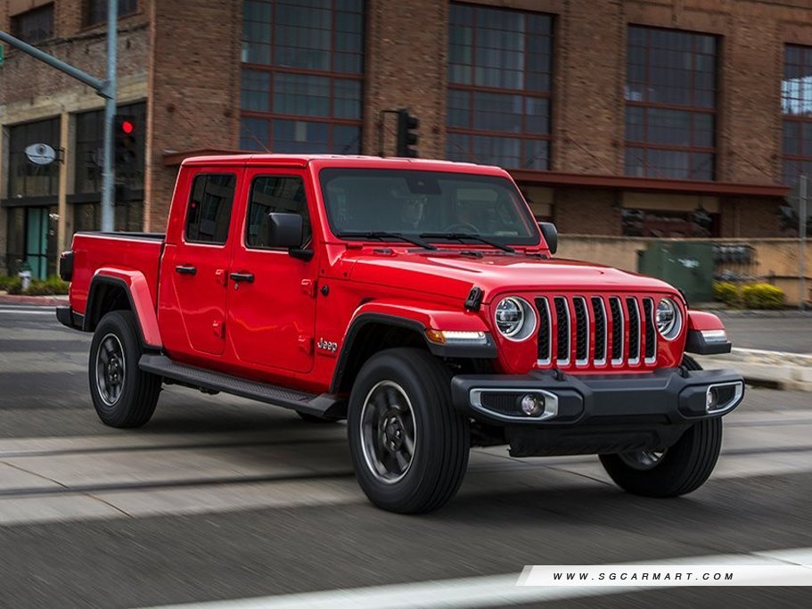 https://i.i-sgcm.com/new_cars/cars/12964/12964_g11