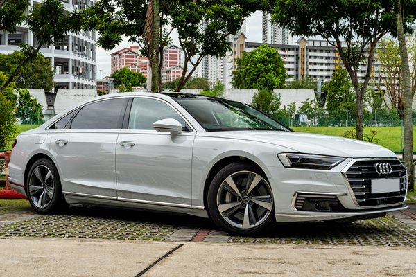 Audi A8L Plug-in Hybrid