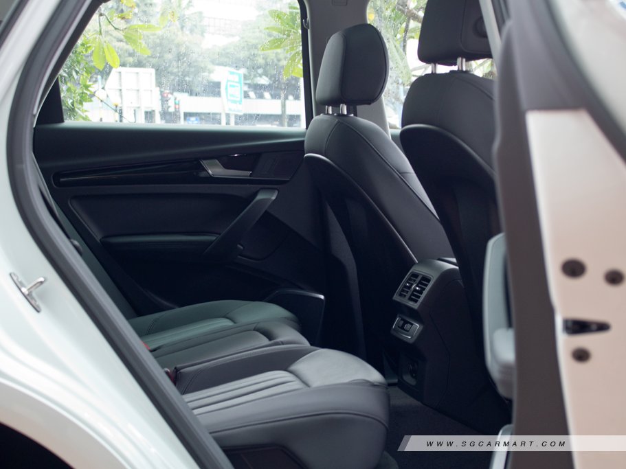 https://i.i-sgcm.com/new_cars/cars/12968/12968_g13