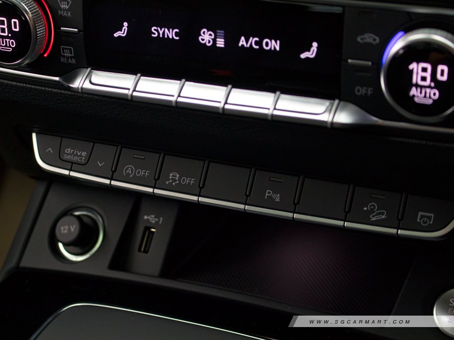 https://i.i-sgcm.com/new_cars/cars/12968/12968_g21