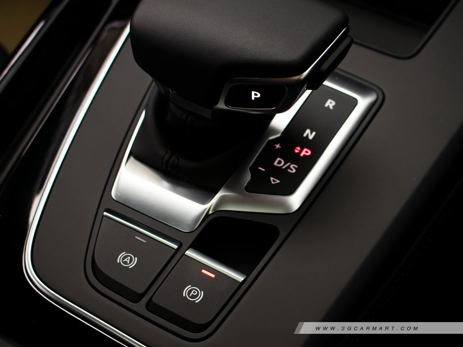 https://i.i-sgcm.com/new_cars/cars/12968/12968_g24
