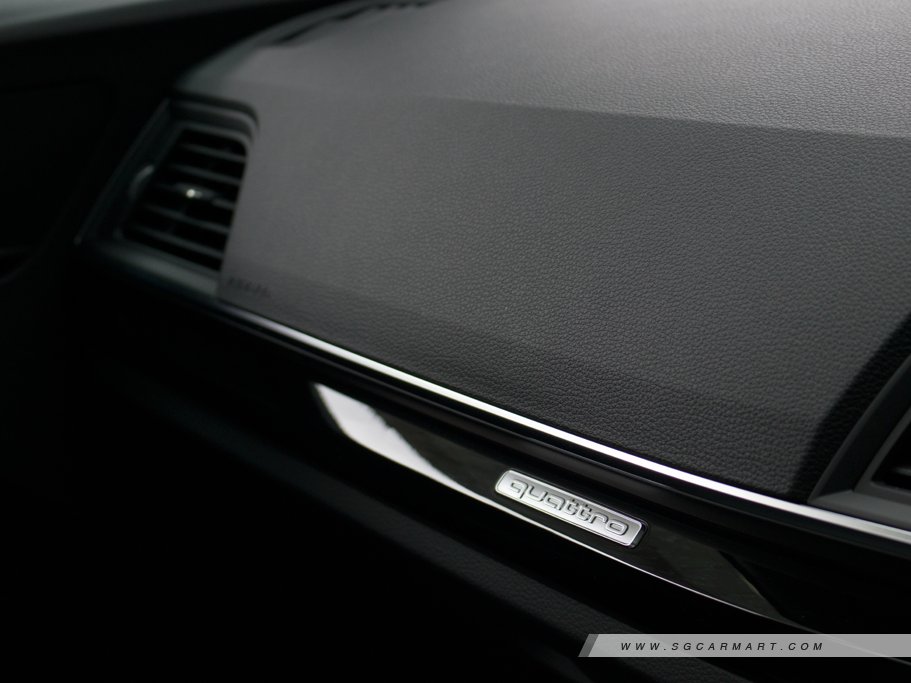 https://i.i-sgcm.com/new_cars/cars/12968/12968_g25