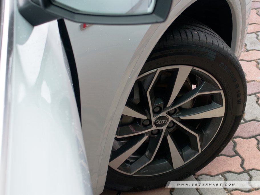 https://i.i-sgcm.com/new_cars/cars/12968/12968_g9