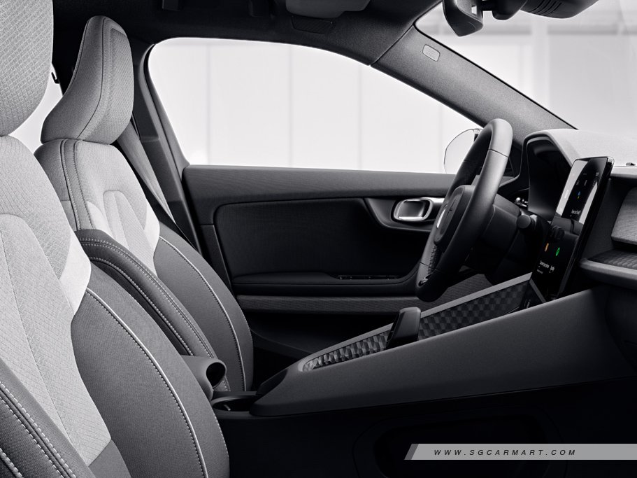 https://i.i-sgcm.com/new_cars/cars/12969/12969_g32