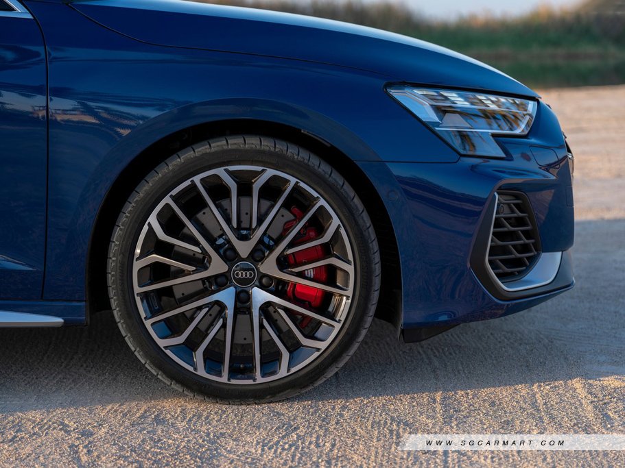 https://i.i-sgcm.com/new_cars/cars/12976/12976_g67