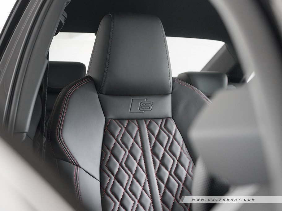 https://i.i-sgcm.com/new_cars/cars/12976/12976_g90
