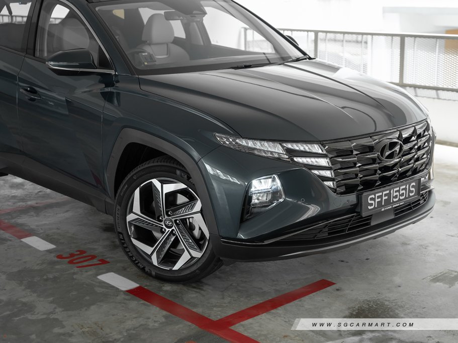 https://i.i-sgcm.com/new_cars/cars/12986/12986_g25