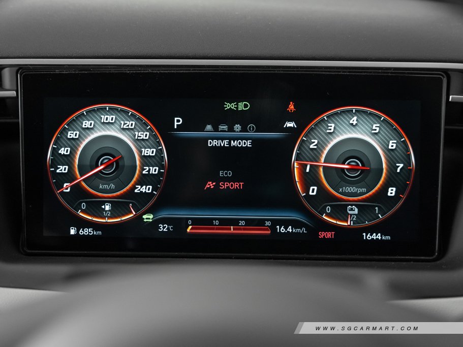 https://i.i-sgcm.com/new_cars/cars/12986/12986_g33