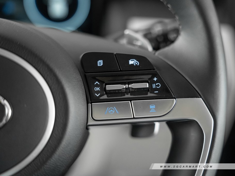 https://i.i-sgcm.com/new_cars/cars/12986/12986_g37