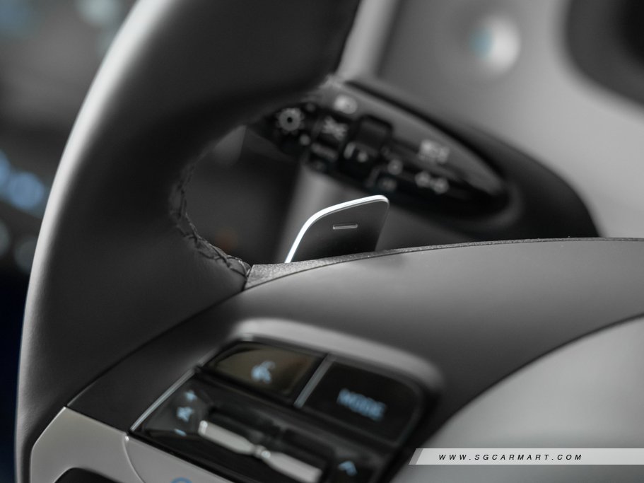 https://i.i-sgcm.com/new_cars/cars/12986/12986_g38