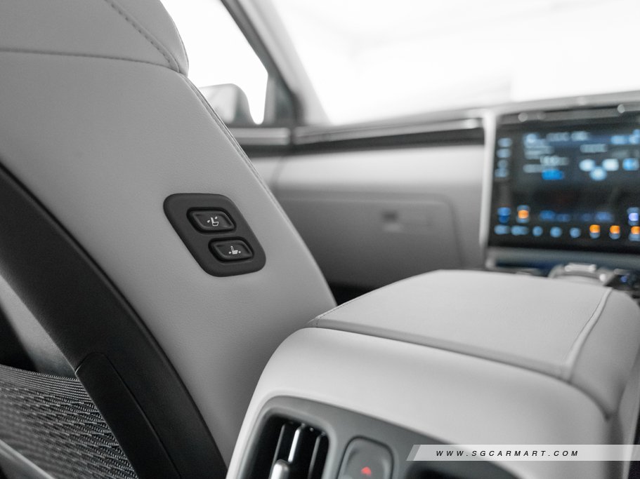 https://i.i-sgcm.com/new_cars/cars/12986/12986_g52