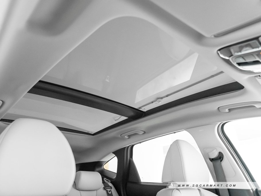 https://i.i-sgcm.com/new_cars/cars/12986/12986_g55