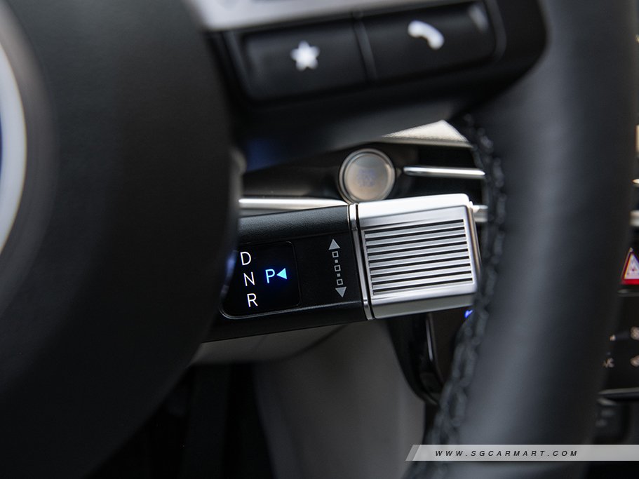 https://i.i-sgcm.com/new_cars/cars/12986/12986_g70