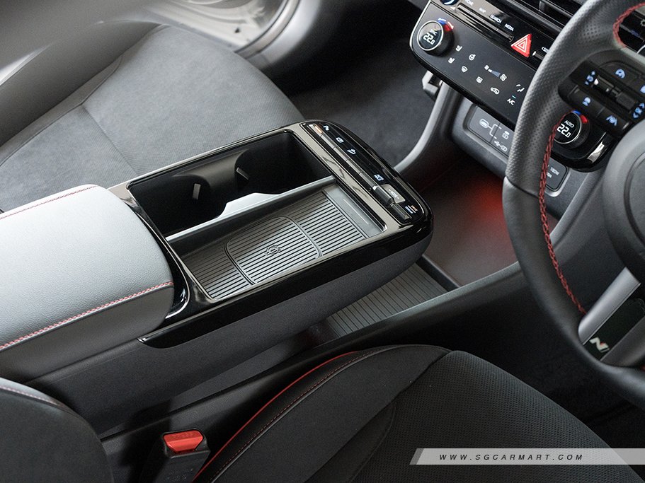 https://i.i-sgcm.com/new_cars/cars/12986/12986_g92