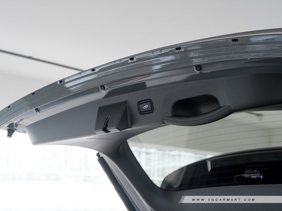 https://i.i-sgcm.com/new_cars/cars/12986/12986_g99