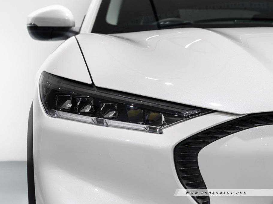 https://i.i-sgcm.com/new_cars/cars/12989/12989_g14