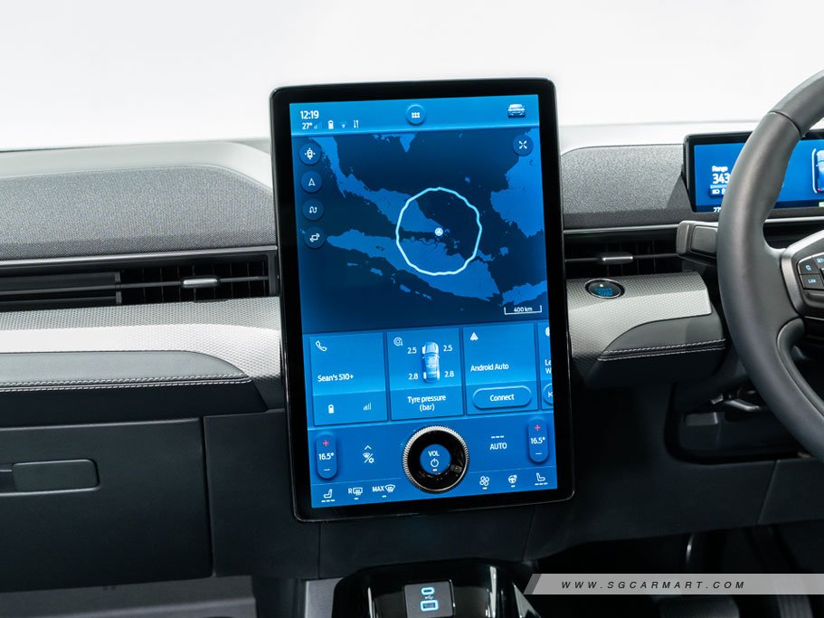 https://i.i-sgcm.com/new_cars/cars/12989/12989_g44