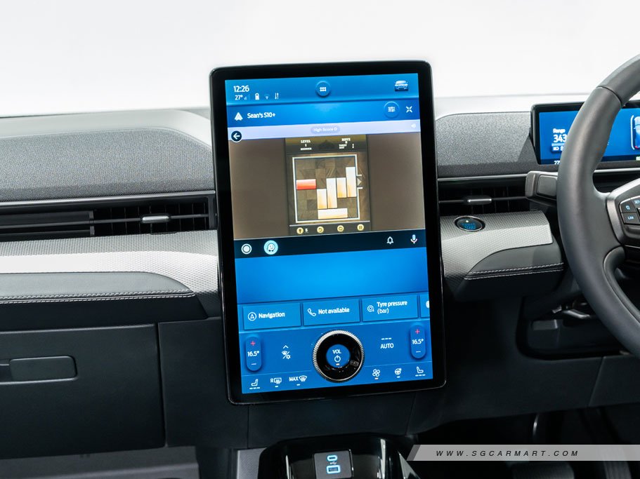 https://i.i-sgcm.com/new_cars/cars/12989/12989_g46