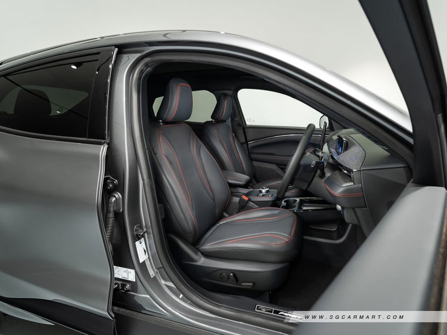 https://i.i-sgcm.com/new_cars/cars/12989/12989_g79