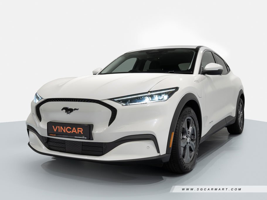 https://i.i-sgcm.com/new_cars/cars/12989/12989_g7