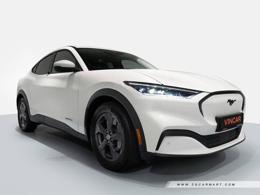 https://i.i-sgcm.com/new_cars/cars/12989/12989_g8