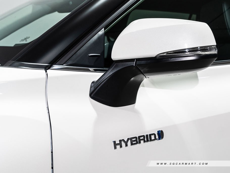 https://i.i-sgcm.com/new_cars/cars/21449/21449_g13