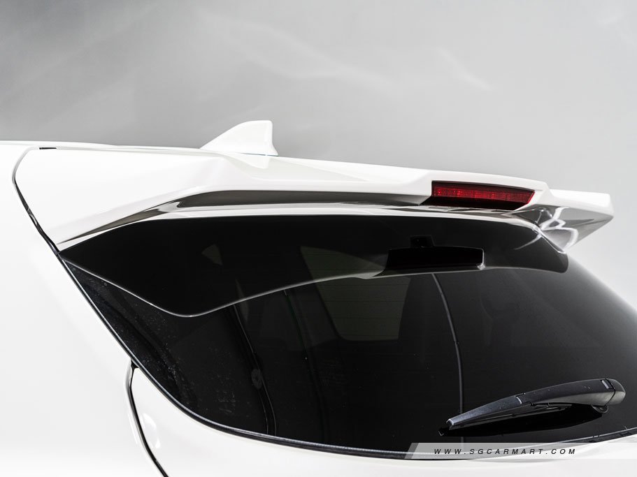 https://i.i-sgcm.com/new_cars/cars/21449/21449_g16