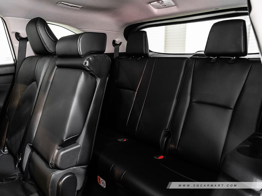 https://i.i-sgcm.com/new_cars/cars/21449/21449_g22