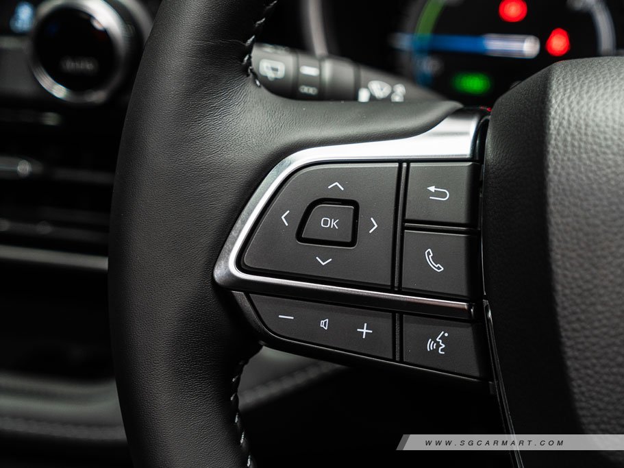 https://i.i-sgcm.com/new_cars/cars/21449/21449_g28