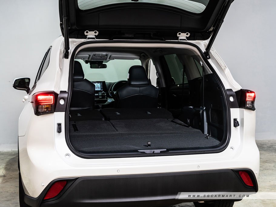 https://i.i-sgcm.com/new_cars/cars/21449/21449_g39