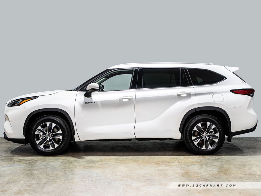 New Toyota Kluger Hybrid Photos, Photo Gallery - sgCarMart