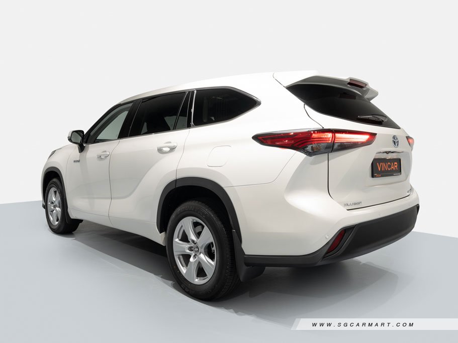 https://i.i-sgcm.com/new_cars/cars/21449/21449_g48