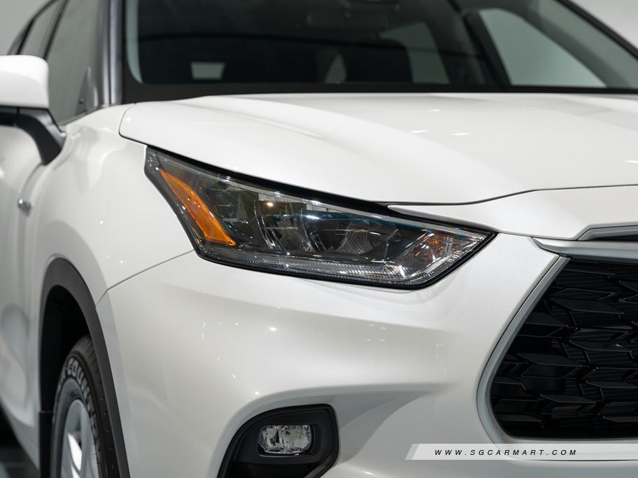 https://i.i-sgcm.com/new_cars/cars/21449/21449_g52