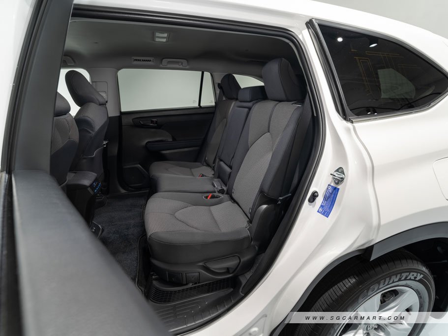 https://i.i-sgcm.com/new_cars/cars/21449/21449_g60