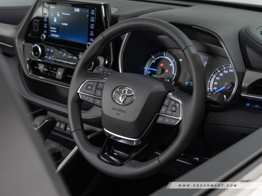 https://i.i-sgcm.com/new_cars/cars/21449/21449_g64